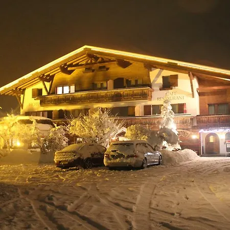 Hotel Apart Gletscherblick 3*
